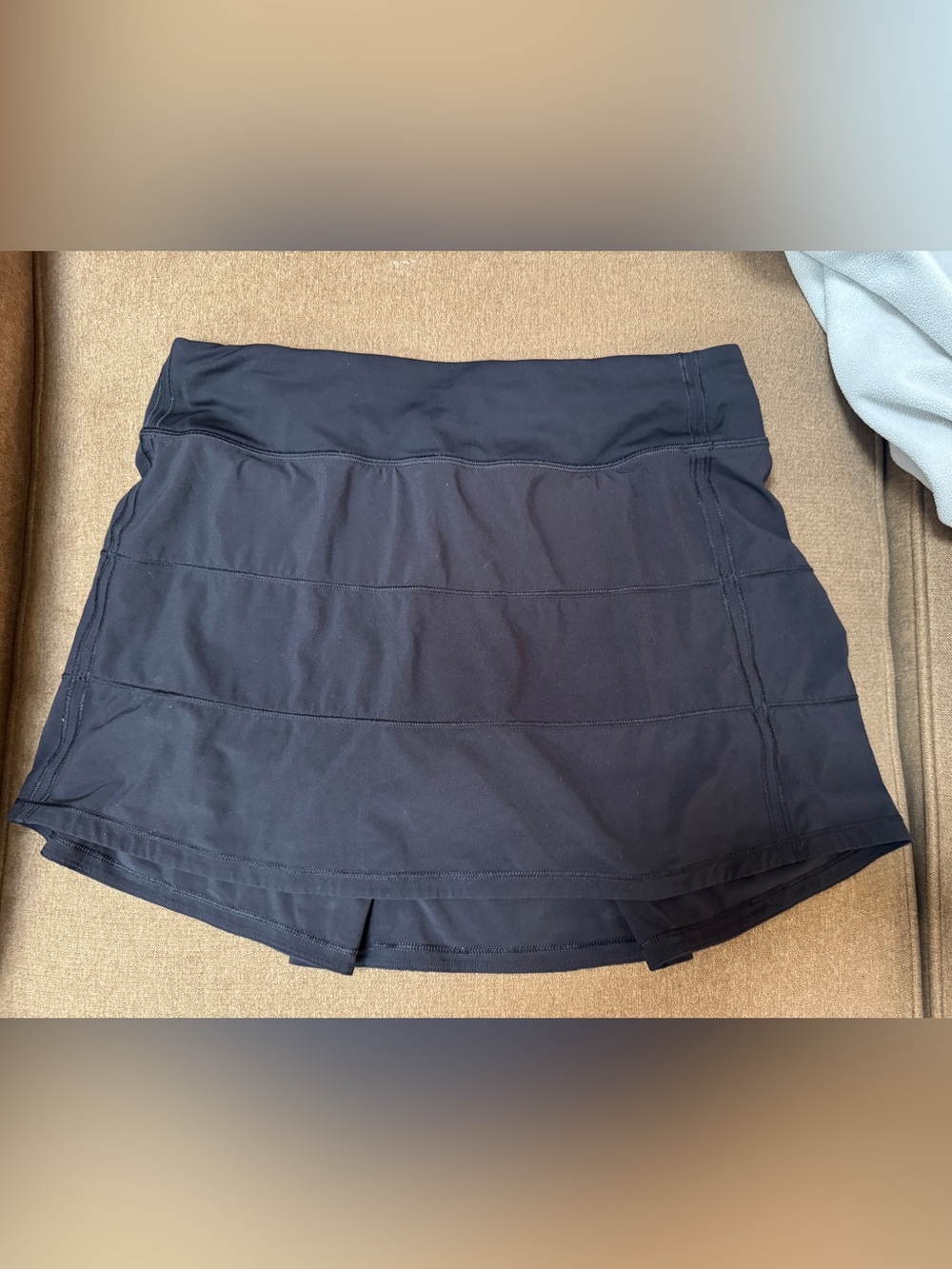 Lululemon activewear skort size 8 Tall Maybe worn once.